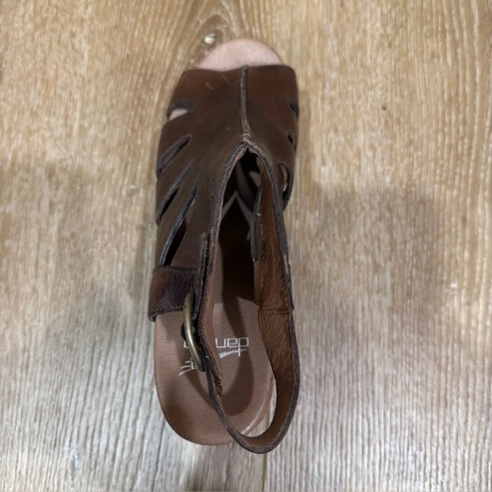 Dansko‎ Demetra Leather Sandal EU 39 (US 8–8.5) — LEFT SHOE ONLY